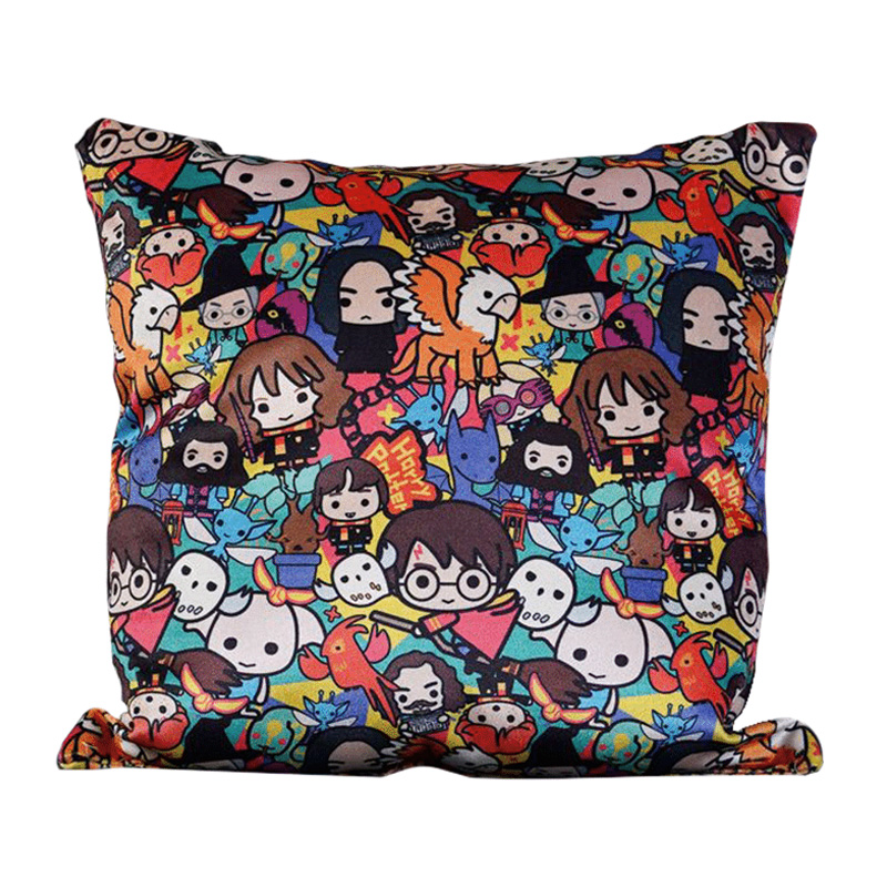 https://cartamagica.latzee.net/wp-content/uploads/2023/12/Pillow-Harry-Potter-Chibi.jpg