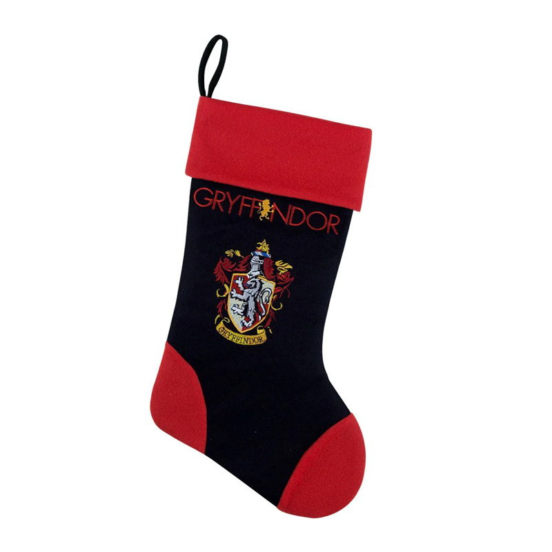 https://cartamagica.latzee.net/wp-content/uploads/2024/01/HARRY-POTTER-GRYFFINDOR-VELIKA-BOZICNA-CARAPA.jpg