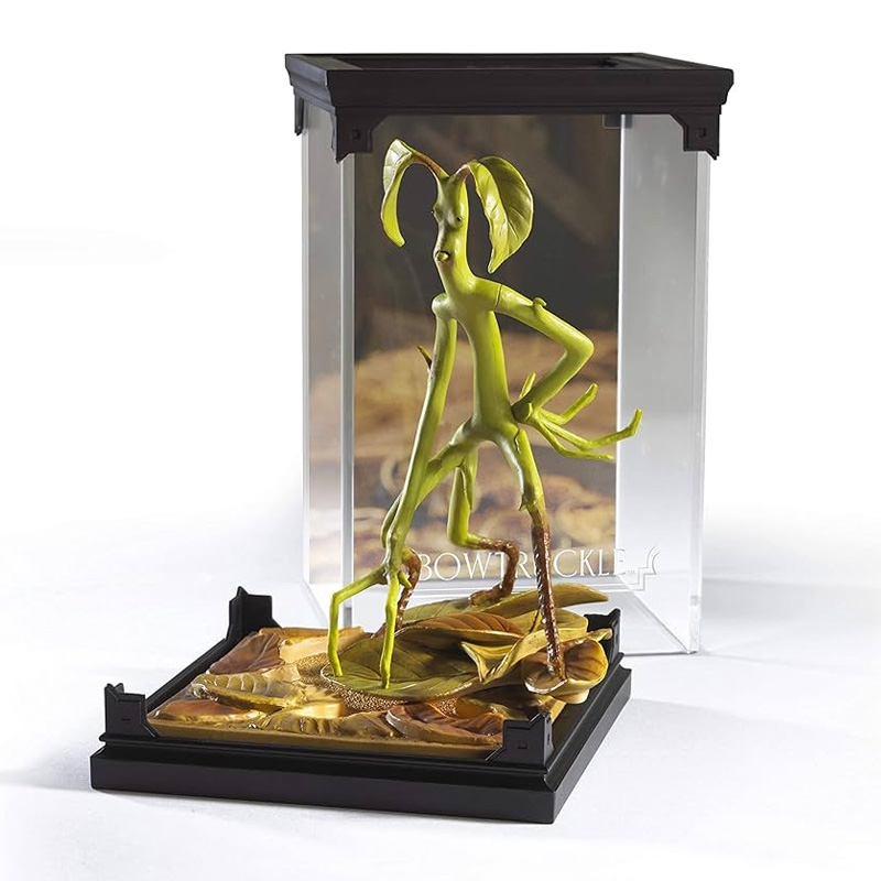 https://cartamagica.latzee.net/wp-content/uploads/2024/01/MAGICAL-CREATURES-BOWTRUCKLE-FANTASTIC-BEASTS-FIGURINE.jpg