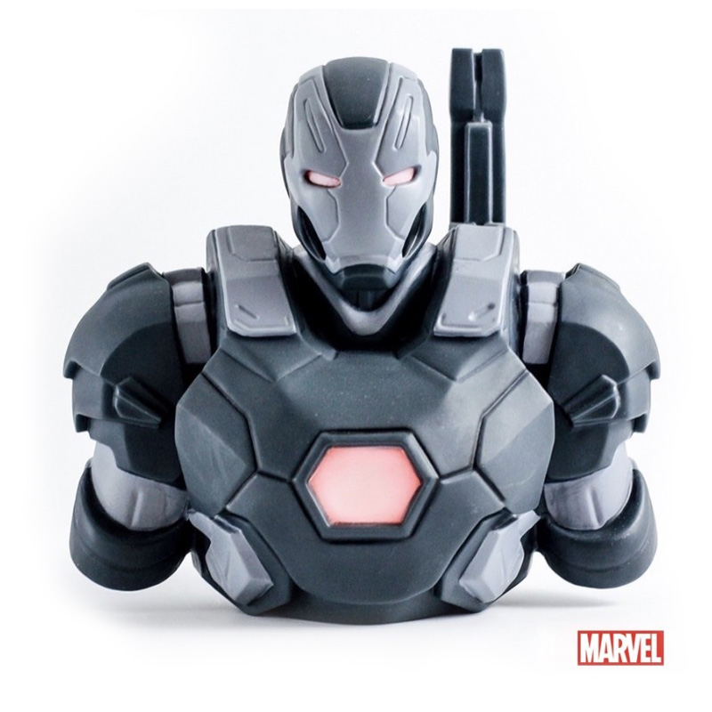 https://cartamagica.latzee.net/wp-content/uploads/2024/01/SEMIC-BANK-MARVEL-WAR-MACHINE-MKIII-DELUXE-BUST-BANK.jpg
