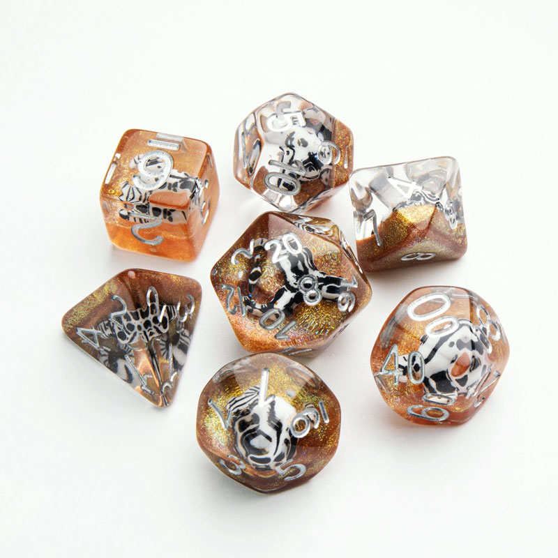 https://cartamagica.latzee.net/wp-content/uploads/2024/02/GAMEGENIC-EMBRACED-SERIES-DEATH-VALLEY-RPG-DICE-SET-7PCS_1.jpg